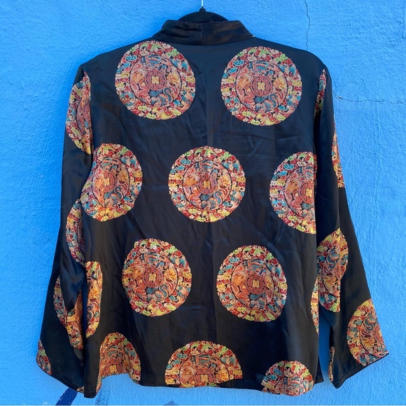Vintage black silk blouse with asian designs frog buttons, Jade brand, Medium - Picture 6 of 11